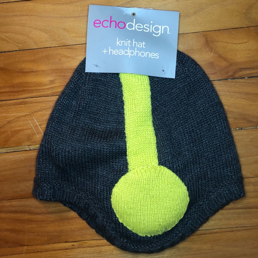 Knit hat with headphones